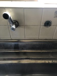 給水側偏心管を取り外した状態