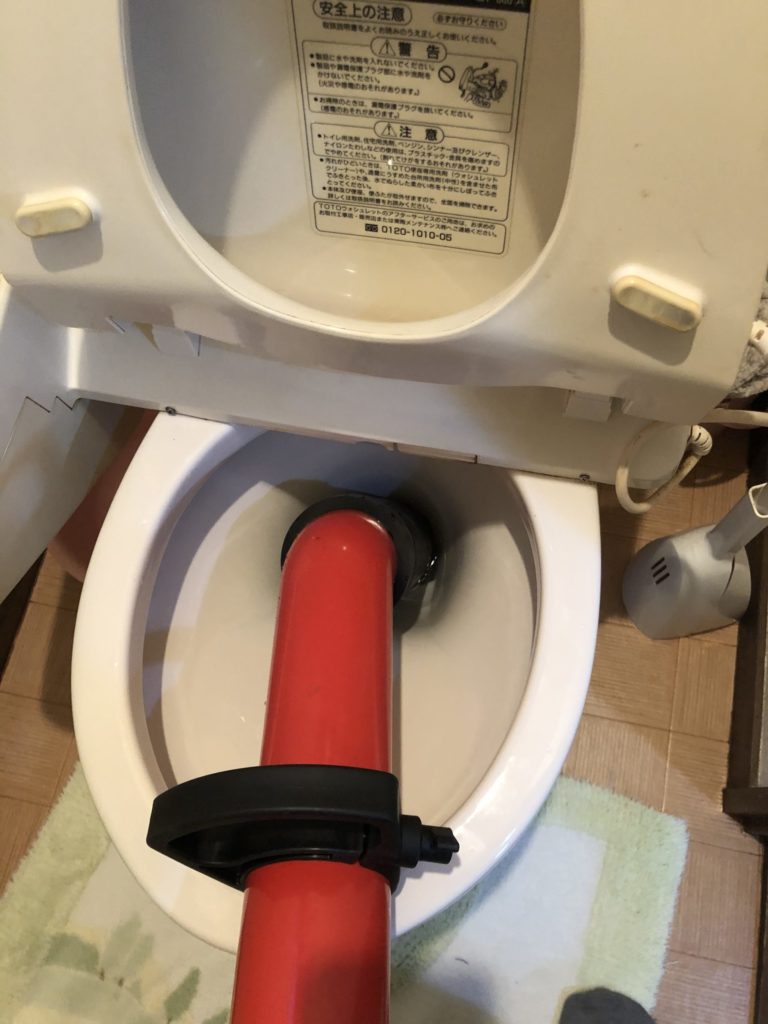 ローポンプ作業中