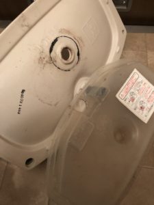 外したタンクフタ