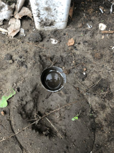 排水されずに水が溜まった排水管内