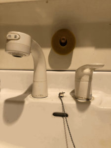 交換前の蛇口