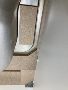 シンク裏の補強板