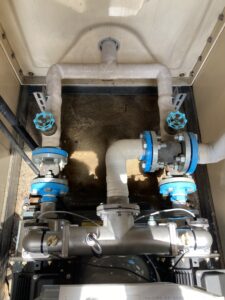 給水ユニットと既設管を接続