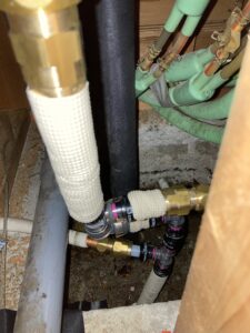 架橋ポリエチレン管で配管後