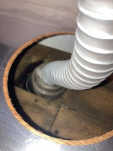 溢水していた排水管口