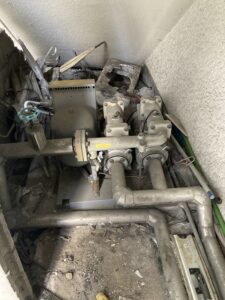 交換前のポンプユニット①